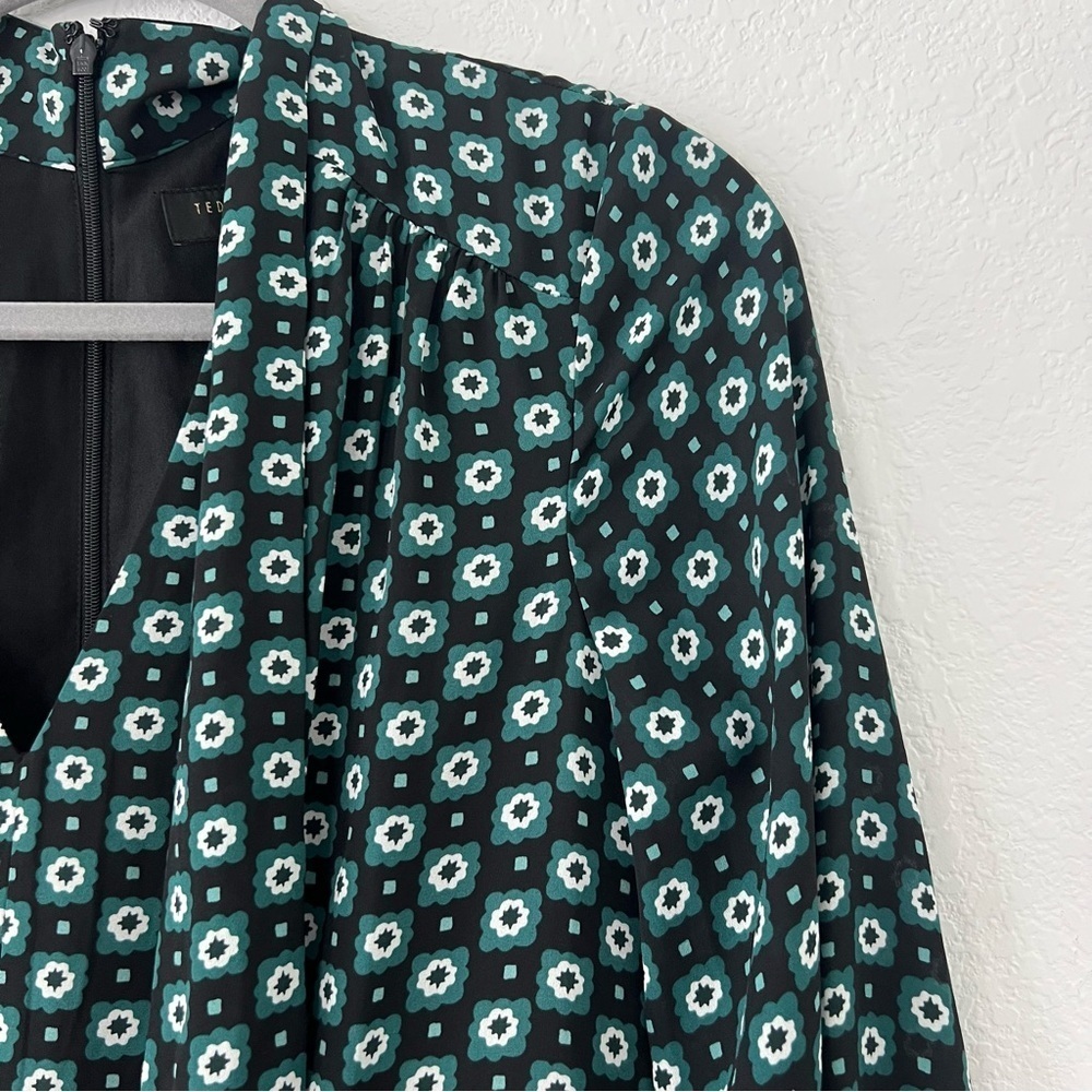 Ted Baker‎ London Green Geometric Floral Print Dolley Dress Size 1 (US Size 4) - Picture 8 of 17